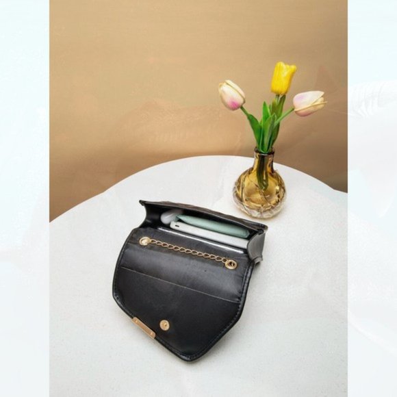 New Quilted Square Bag Black 75 - Picture 3 of 4